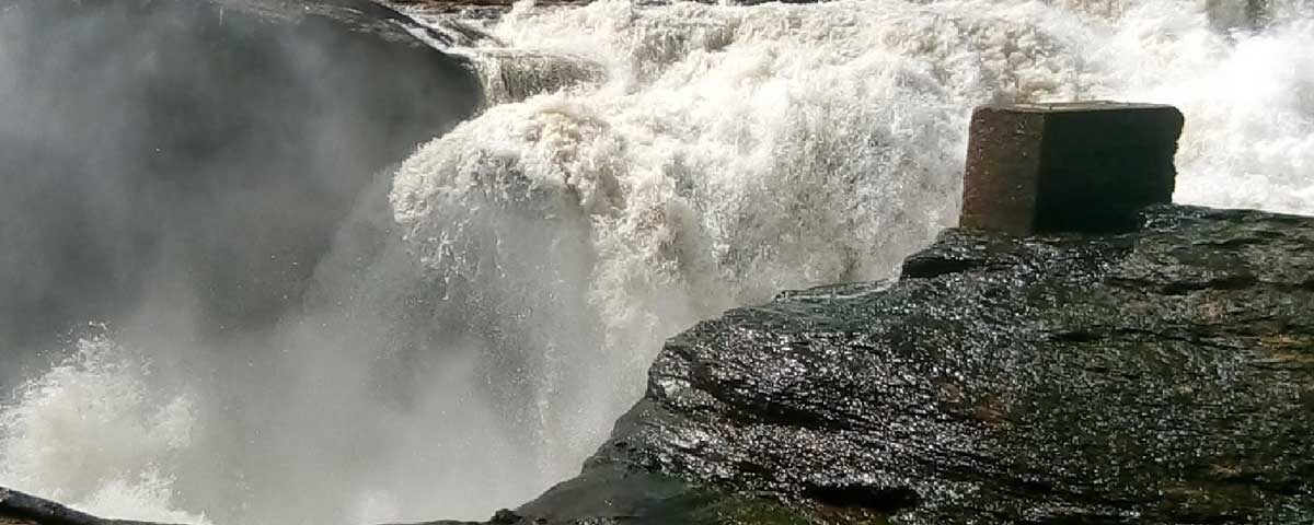 How Far Is Bwindi from Other Major Parks Like Queen Elizabeth or Murchison Falls?